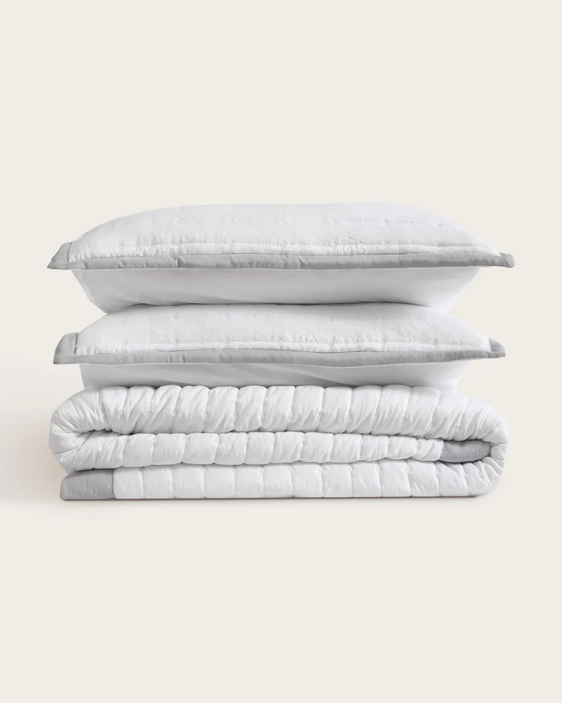 Colcha Bordada Margot - 100 gr/m²
