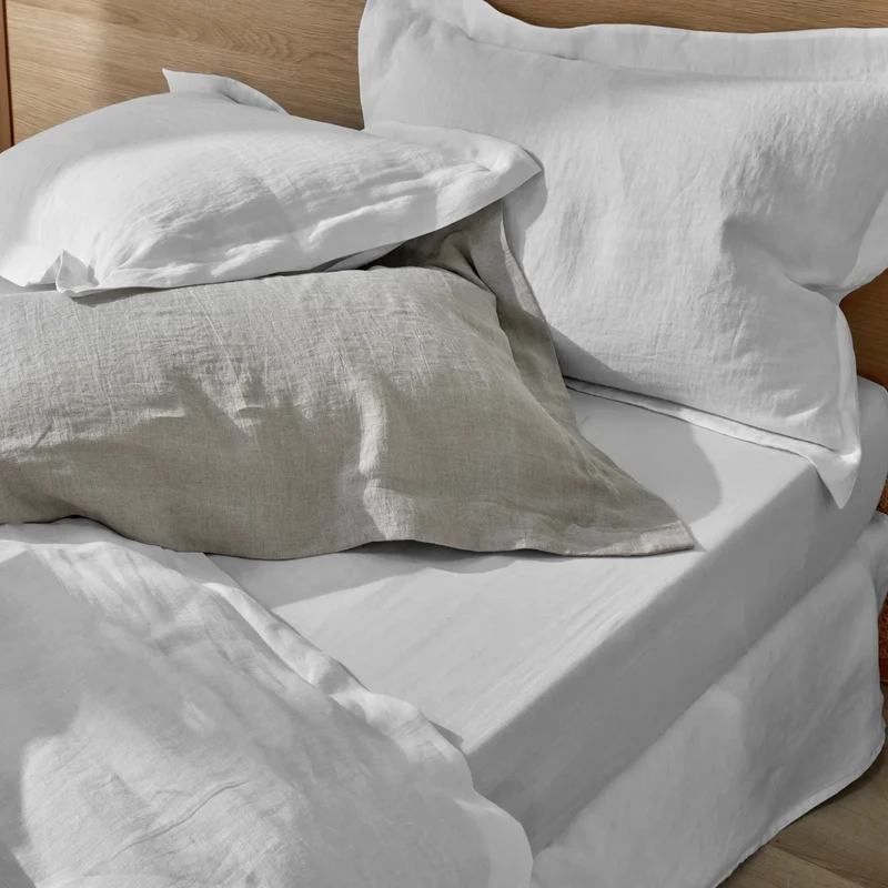 Par de fundas de almohada con volantes planos de lino gris mineral
