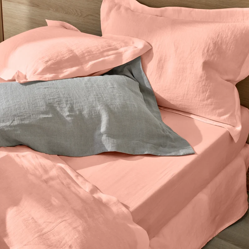 Par de fundas de almohada con volantes planos de lino rosa