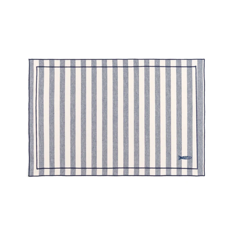 Roupa de mesa Barra, em algodão, com motivos inspirados em Portugal bordados