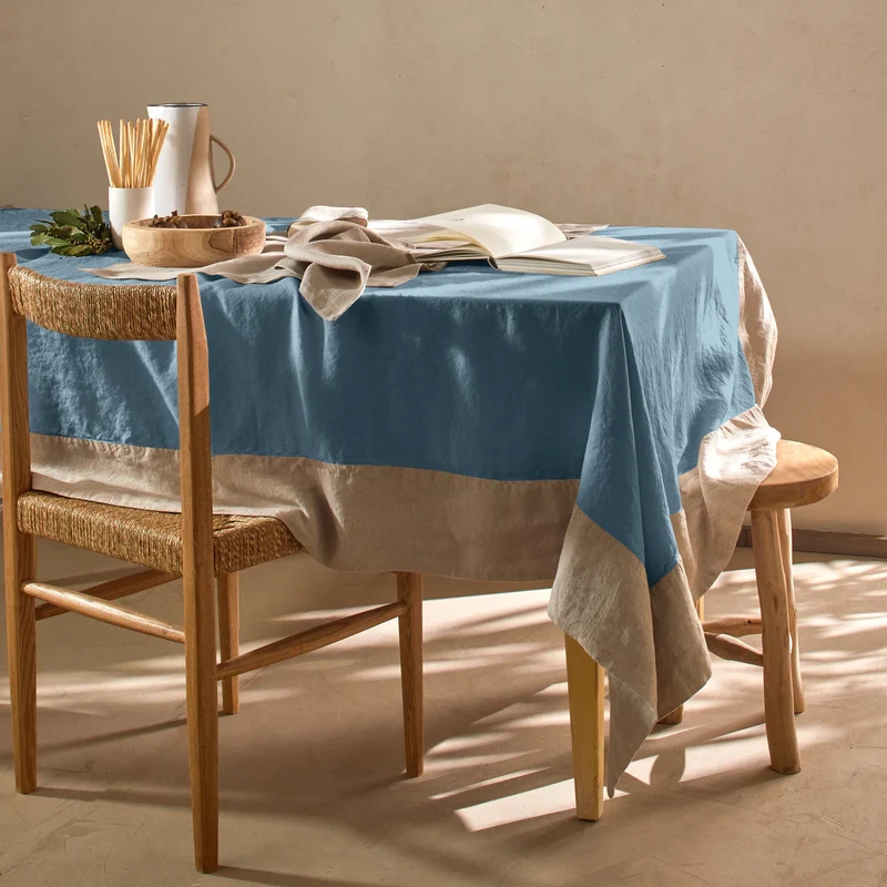 Mantel rectangular bicolor de lino lavado azul francés