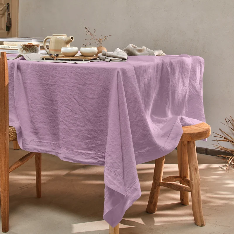 Mantel rectangular con vainica de lino lila