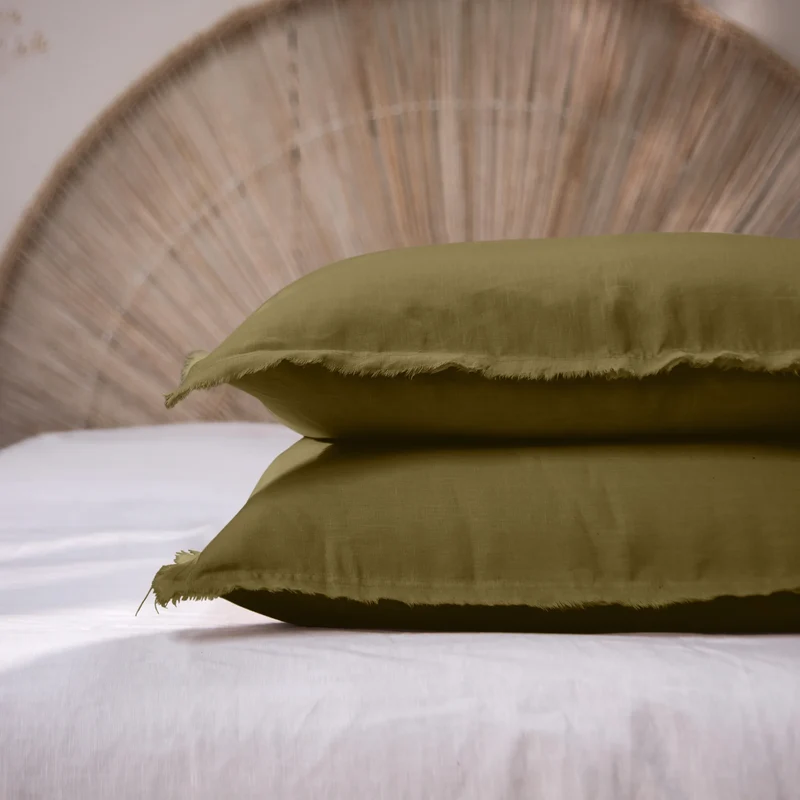 Lote de 2 fundas de almohada con bordes deshilachados de lino verde oliva