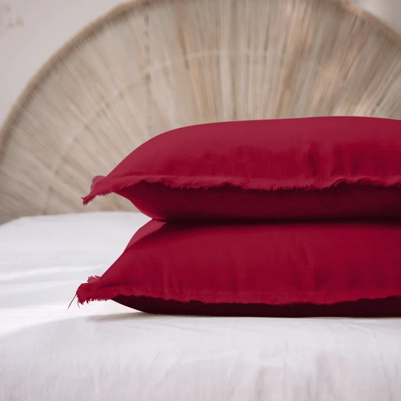 Lote de 2 fundas de almohada con bordes deshilachados de lino burdeos