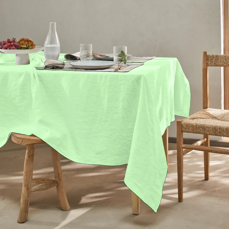 Mantel de mesa rectangular acabado crochet en lino lavado verde menta