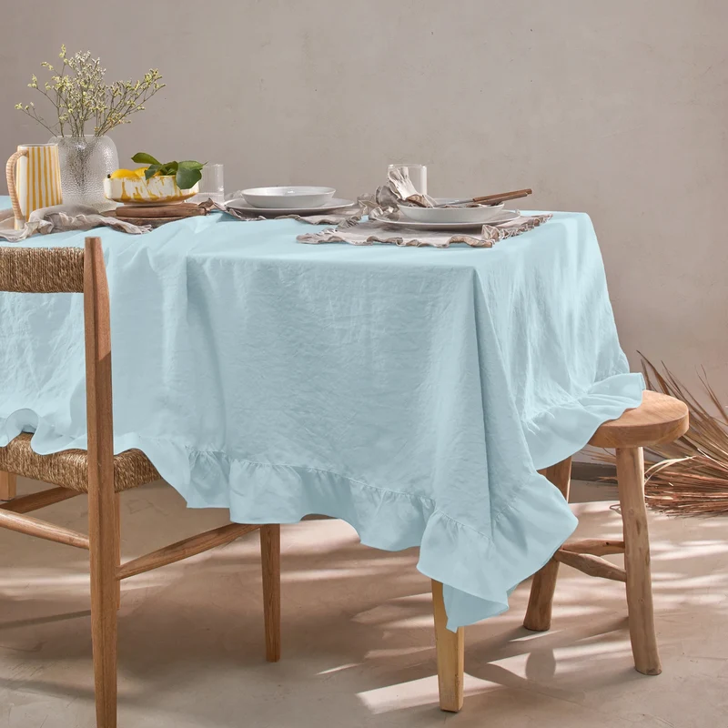 Mantel rectangular con volante en lino lavado azul glaciar