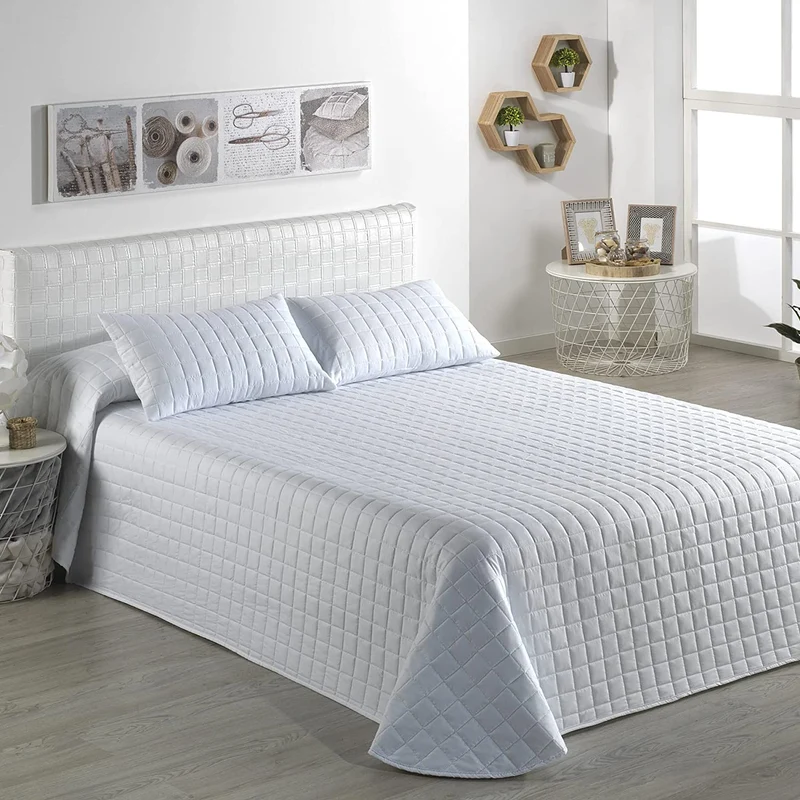 Colcha Bouti Reversible modelo QUINTO alta calidad 100% poliéster con cojín decorativo. Colcha para cama perfecta para la temporada de primavera-verano