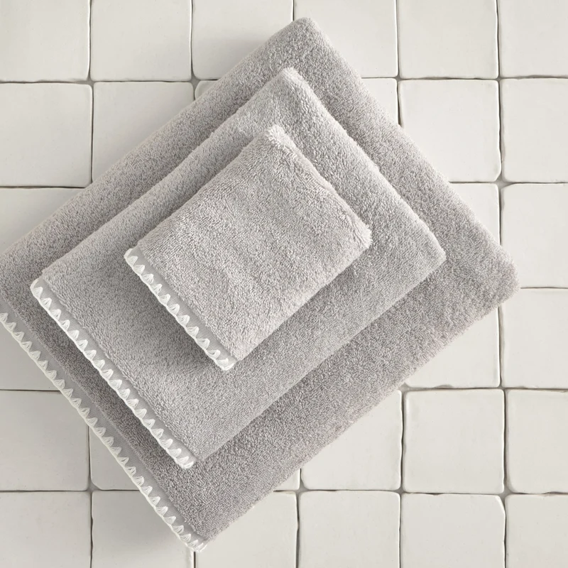Toalla de baño algodón pespunte decorativo Unimax