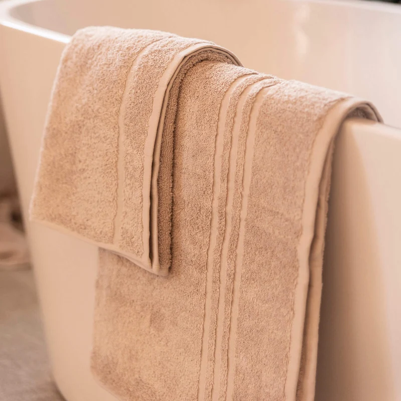 JUEGO DE 2 TOALLAS LISAS NATURALS BEIGE