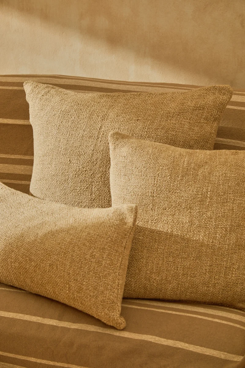 Funda de cojín cuadrada de punto de algodón beige Corts