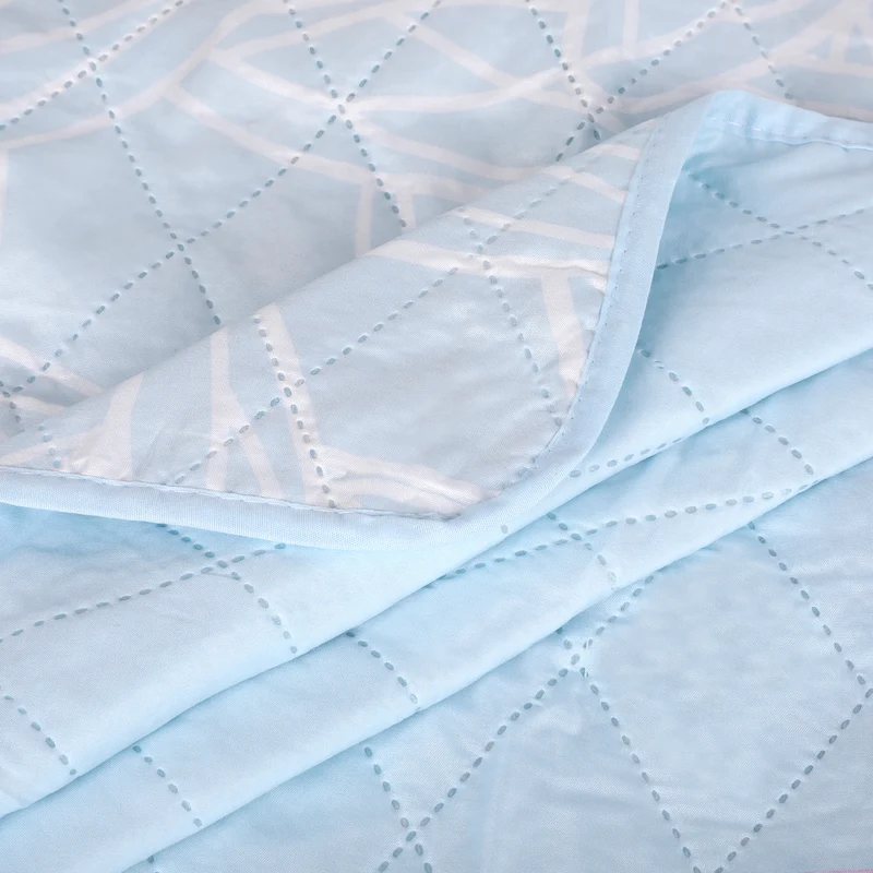 Colcha Bouti Estampada para Verano y Entretiempo. Incluye Funda de cojín- Rayas Azul