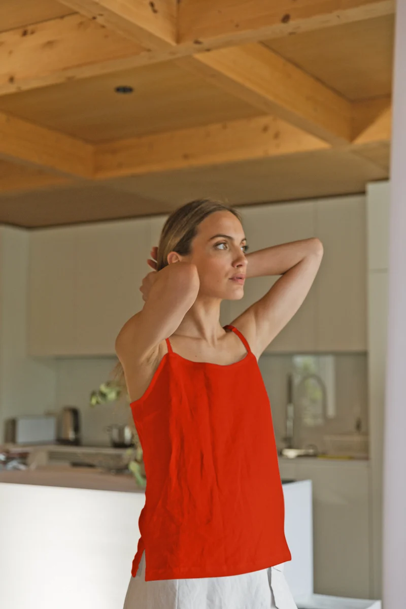Camisón corto con tirantes en lino lavado coral - Mariane