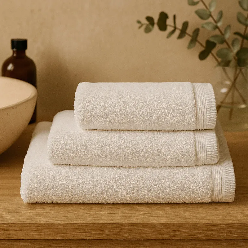 Toalla 100% Algodón Básica Blanca, 450 g/m², Suave y Absorbente