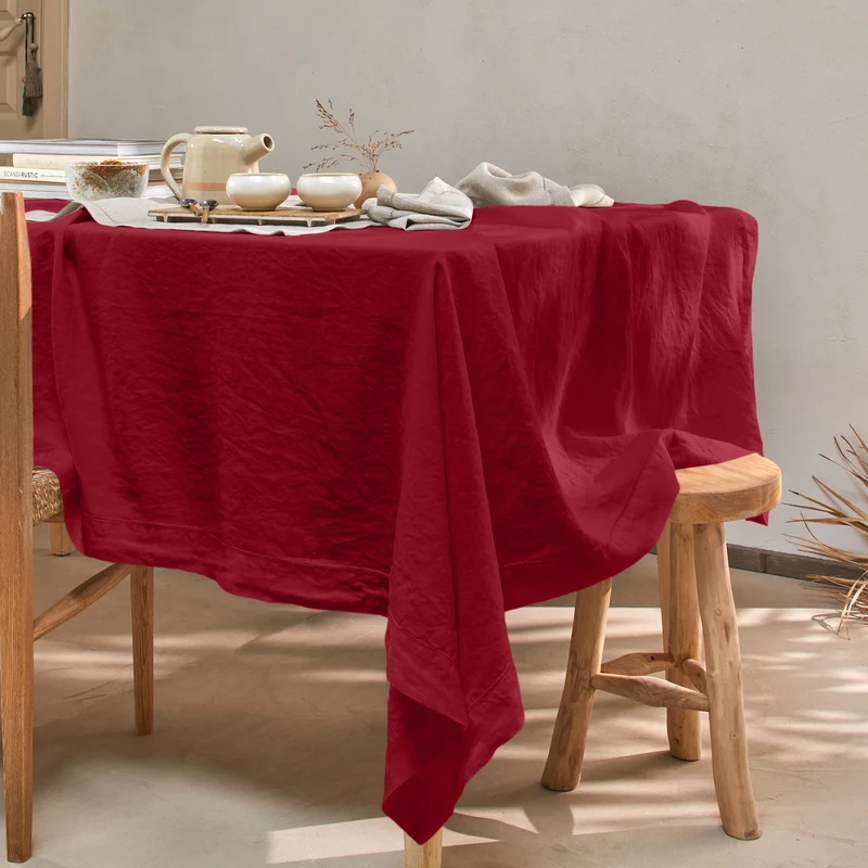 Mantel rectangular con vainica de lino burdeos