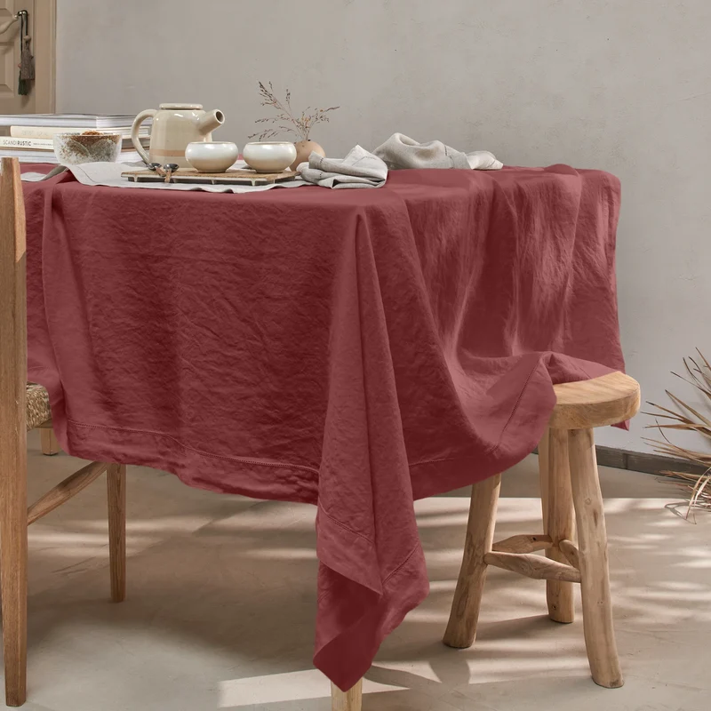 Mantel rectangular con vainica de lino ladrillo