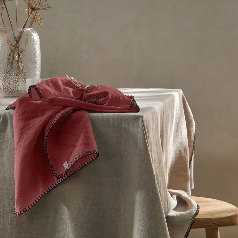 Servilletas de mesa con punto de festón de lino ladrillo