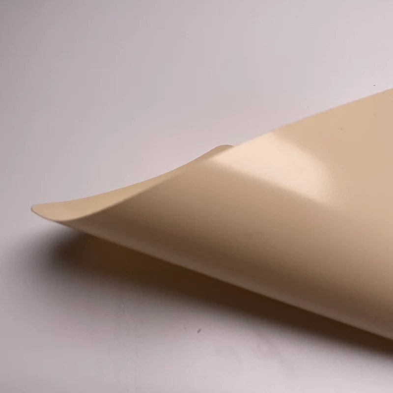 Tela Nylon 430g 2.5m de Ancho | Lona para Camiones | Beige