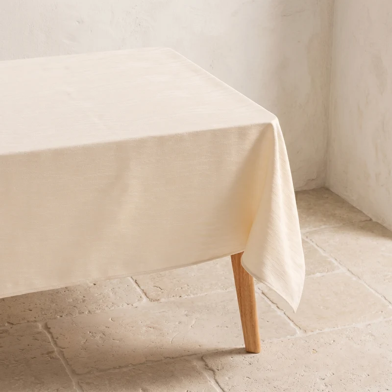 MANTEL ANTIMANCHAS LÍNEAS RELIEVE