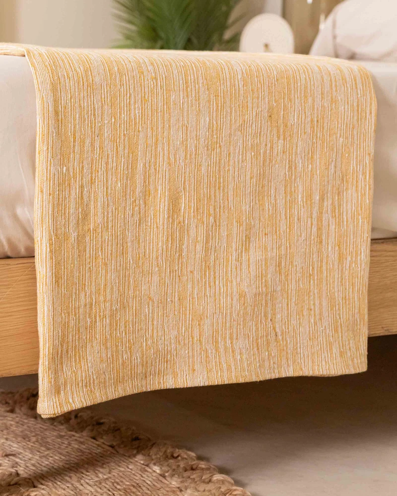 Plaid cubrecama otoman mostaza