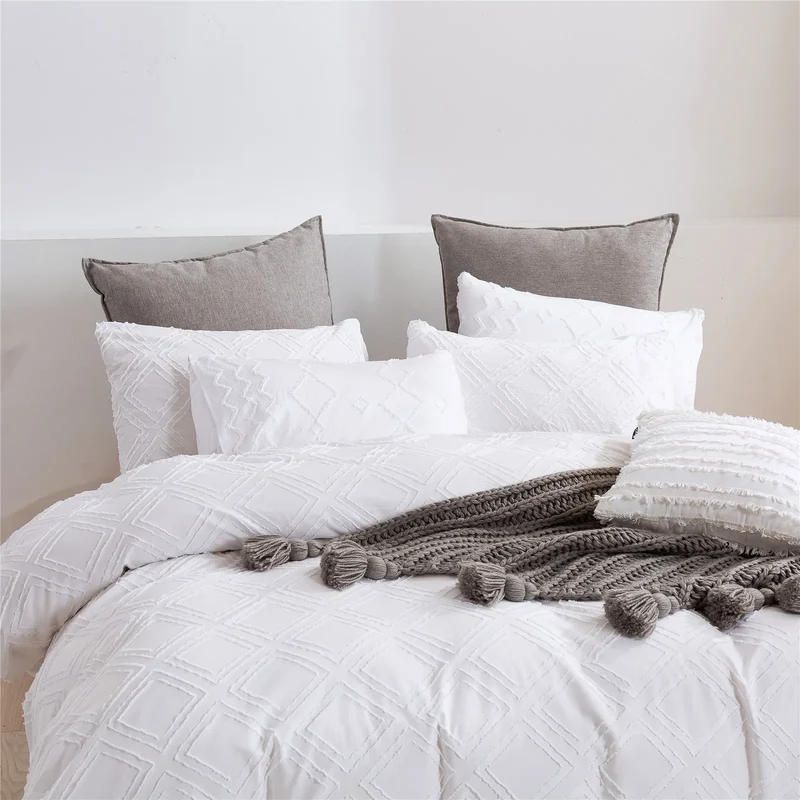 Funda Nórdica blanca con rombos en relieve, moderna y extra suave.