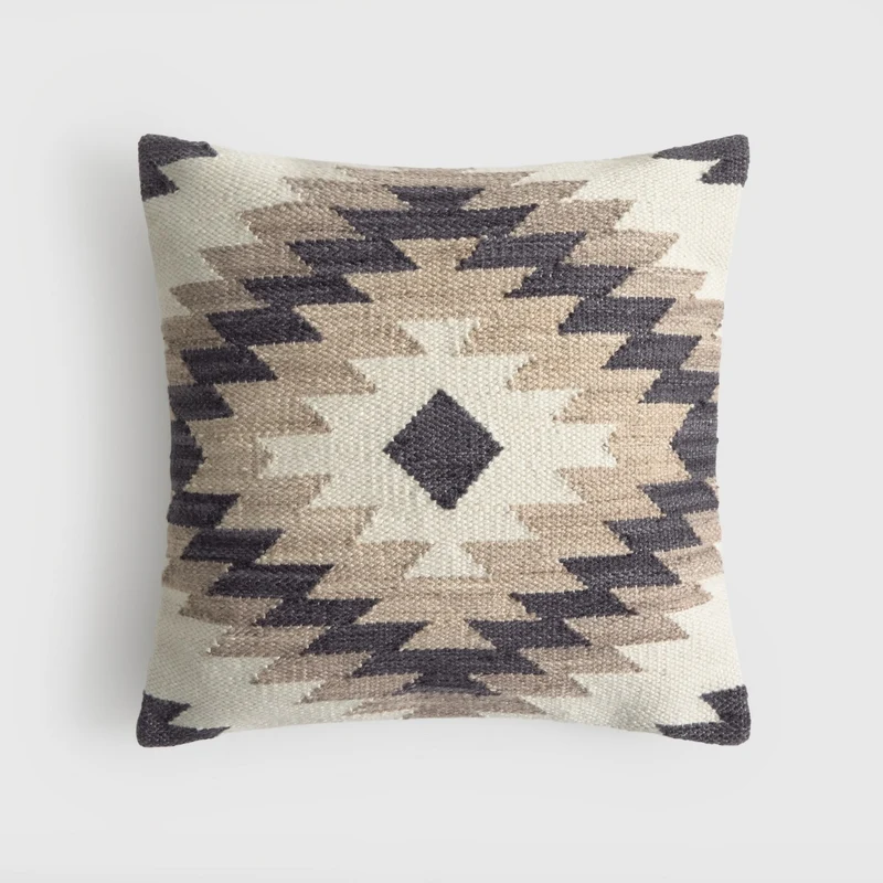 Funda de cojín bordado geométrico Cusco