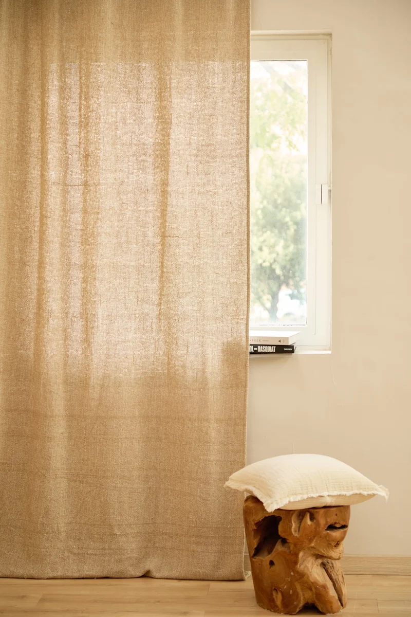 Cortina de punto de algodón beige semitranslúcida Corts