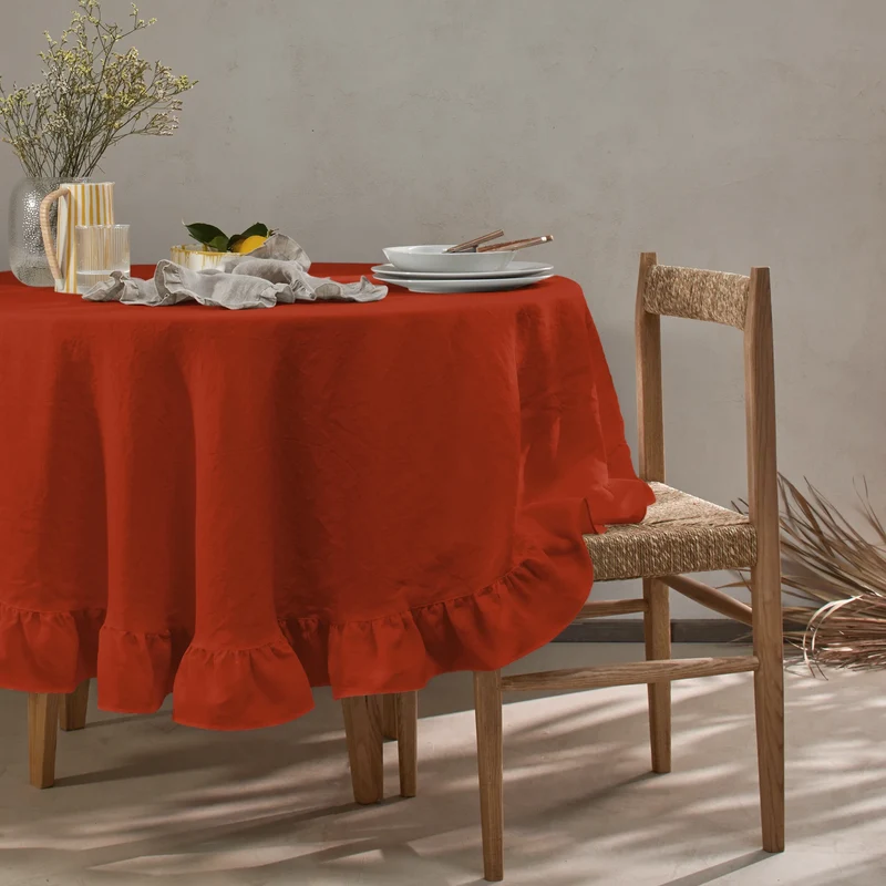 Mantel redondo con volantes en lino lavado coral