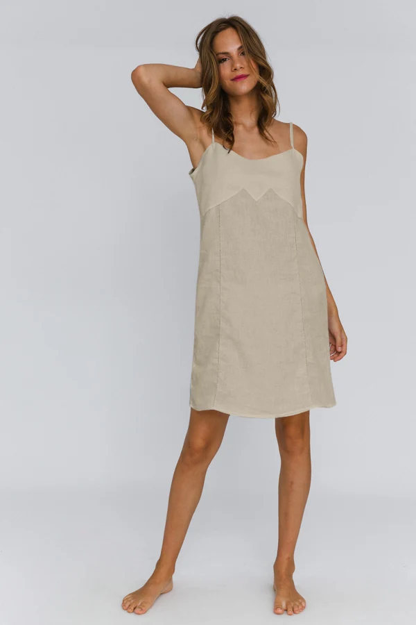 Camisón de tirantes finos en lino lavado natural - Olívia