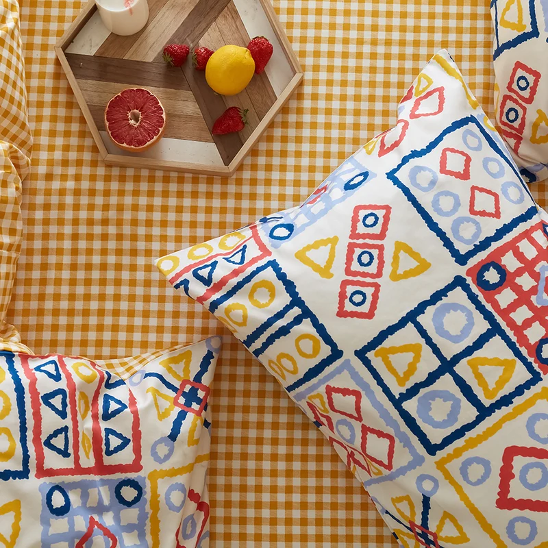 Funda de almohada con estampado, reversible.