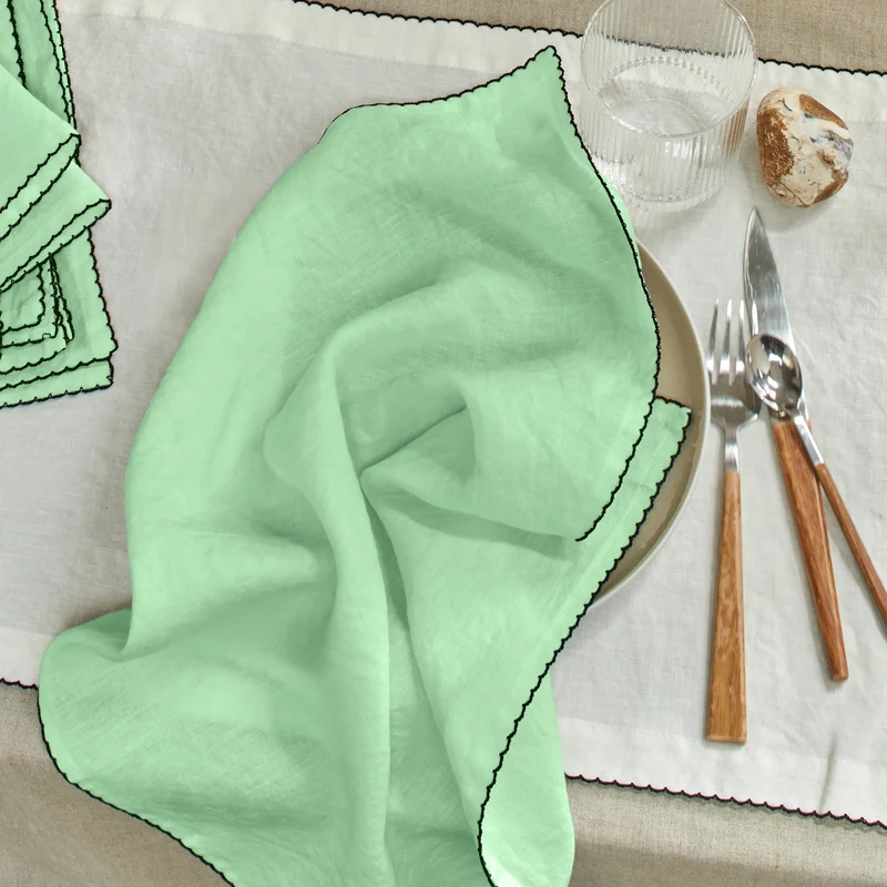 Servilletas de mesa con croché de lino verde menta