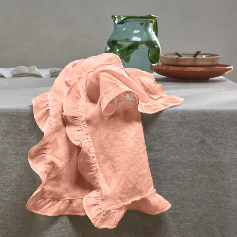 Servilletas de mesa con volantes de lino lavado en rosa